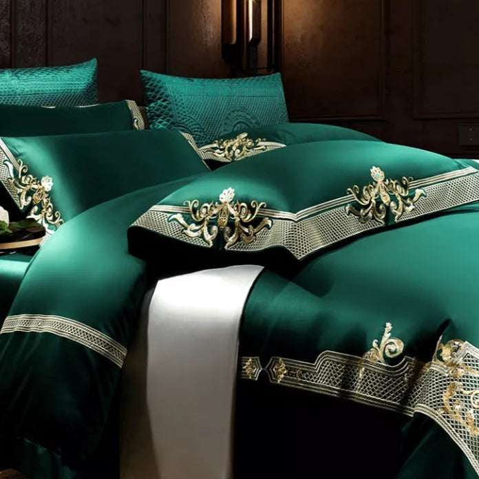 Emerald Green Jacquard Pillowcase Set of 2 – 100% Egyptian Cotton, Soft and Durable with Golden Detailing 1