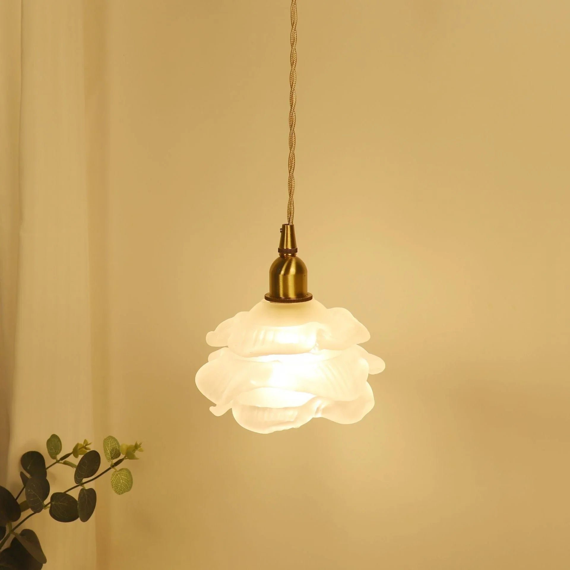 Gold Flower Shaped Glass Pendant Light - Elegant Kitchen Pendant Lighting Fixture with Adjustable Height 1