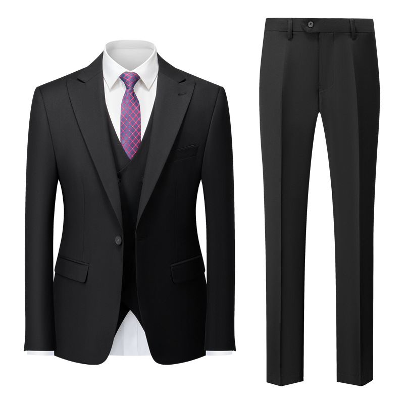 Men’s Classic & Stylish 2-Piece Wedding Guest Suit