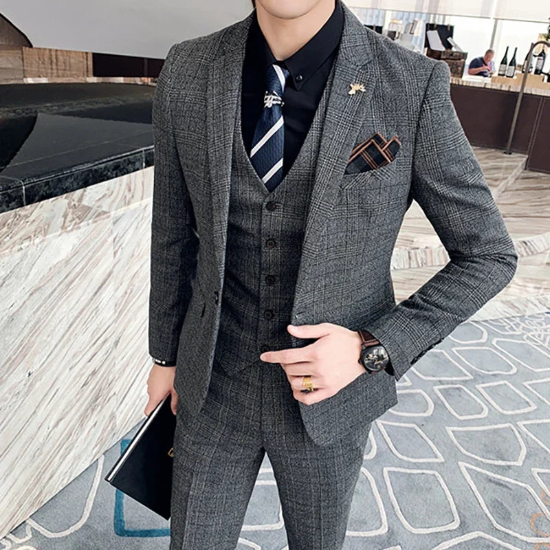 Men's Modern Three-Piece Double-Breasted Wedding Guest Suit