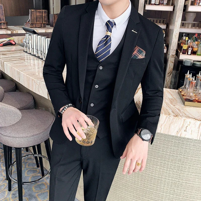 Men's Modern Three-Piece Double-Breasted Wedding Guest Suit