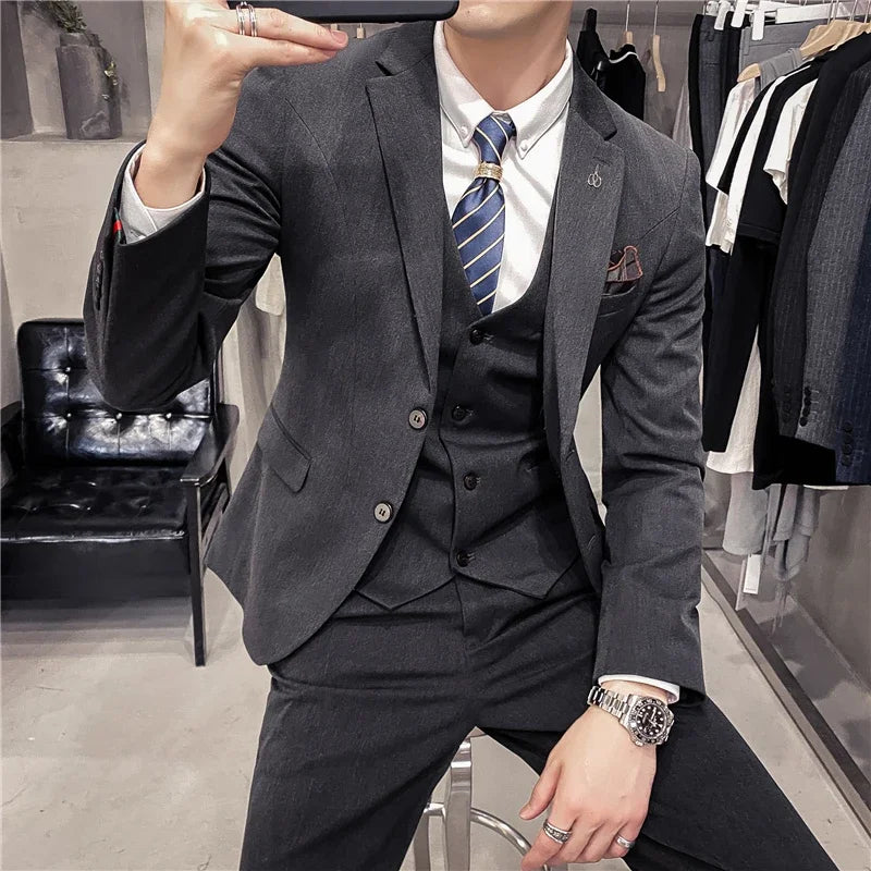 Men's Modern Three-Piece Double-Breasted Wedding Guest Suit