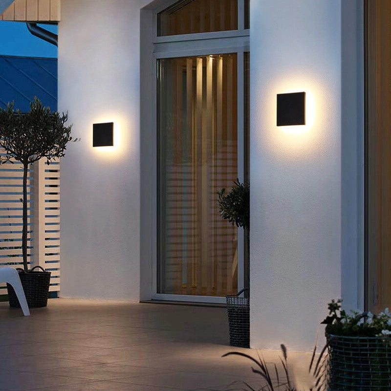 Modern Outdoor Wall Light β Square LED Lantern in Durable Aluminum for Garden and Exterior Use, IP65 Rated