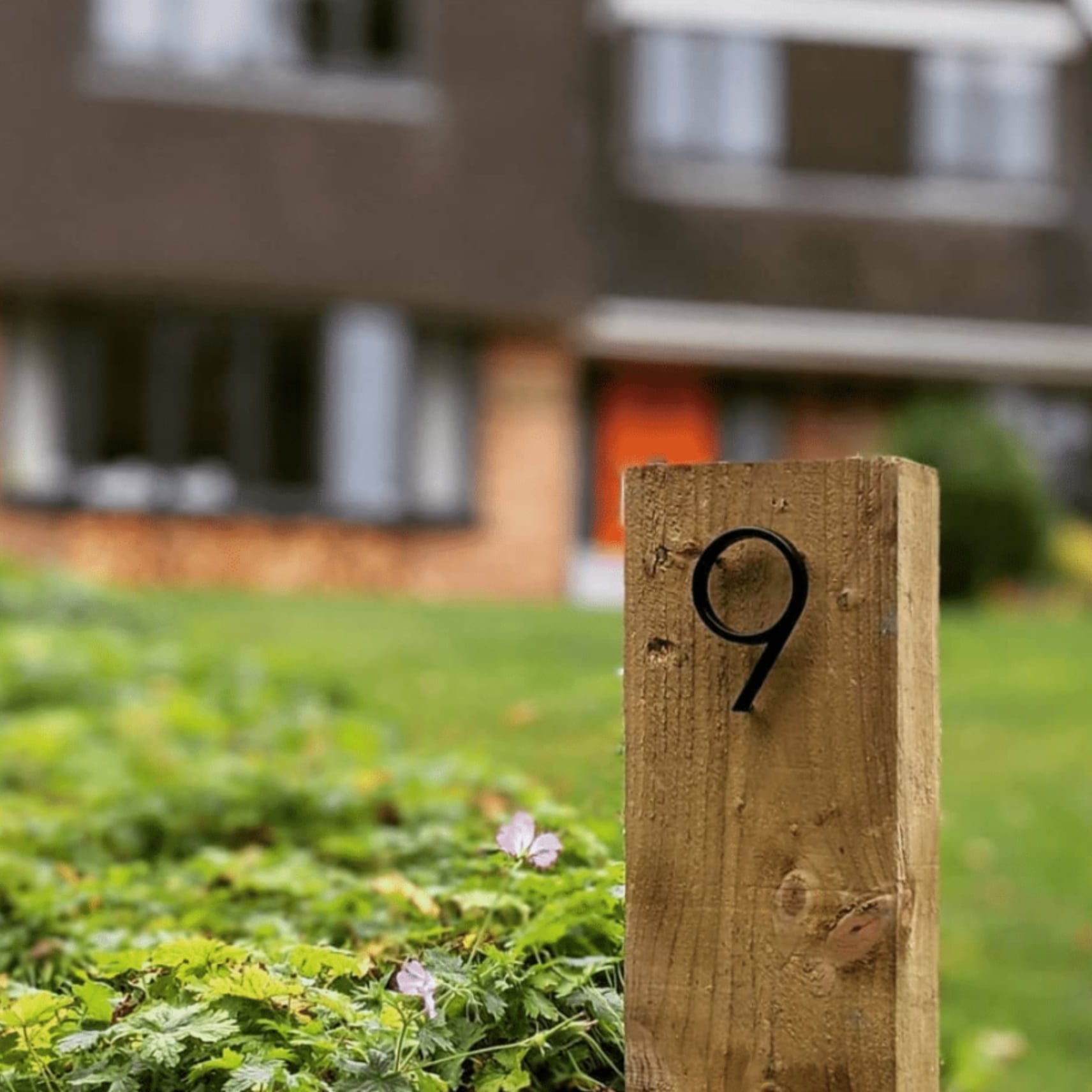 Modern Black House Number Plaque - Durable Zinc Alloy Address Sign for Home Entry, Floating Design, Weather Resistant 3