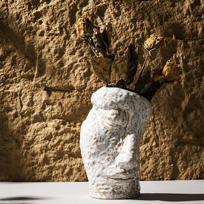 Modern Ceramic Flower Vase with Abstract Face Design – Decorative Home Accent for Unique Floral Arrangements 0