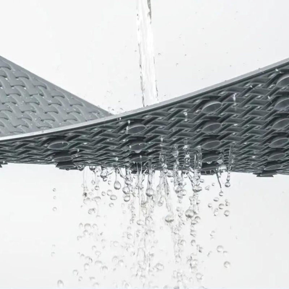 Non-Slip Bathtub Mat with Strong Suction Cups – Waterproof PVC Safety Mat for Showers and Elderly Use 2