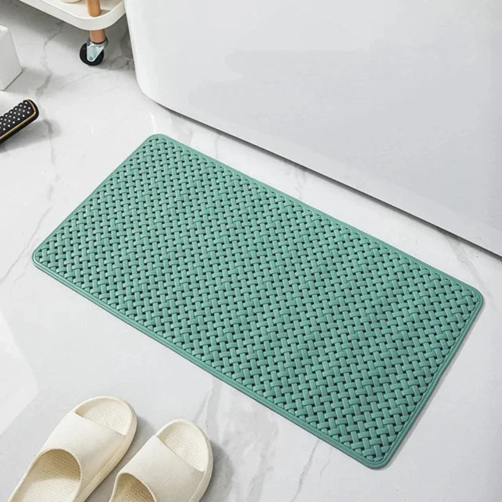 Non-Slip Bathtub Mat with Strong Suction Cups – Waterproof PVC Safety Mat for Showers and Elderly Use 5