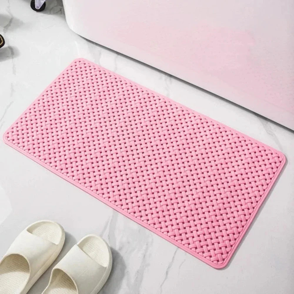 Non-Slip Bathtub Mat with Strong Suction Cups – Waterproof PVC Safety Mat for Showers and Elderly Use 7