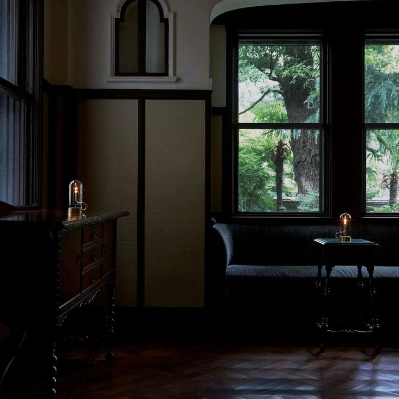 Rechargeable LED Table Lamp with Touch Controls and Wireless Charging – Modern Flame Ambiance Light 5