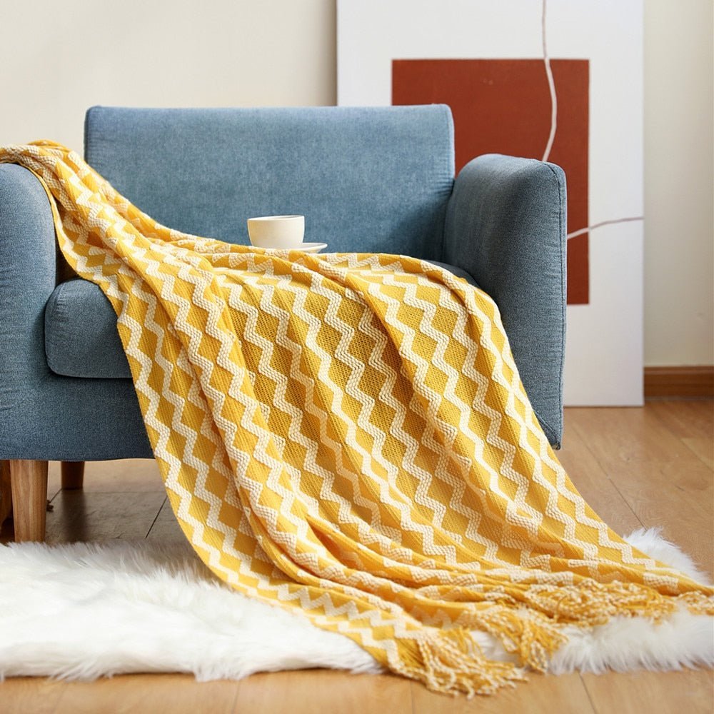 Soft Knitted Throw Blanket, Scandinavian Style Sofa Blanket for Living Room, 130x160 cm, Machine Washable, Cozy Minimalist Design 14