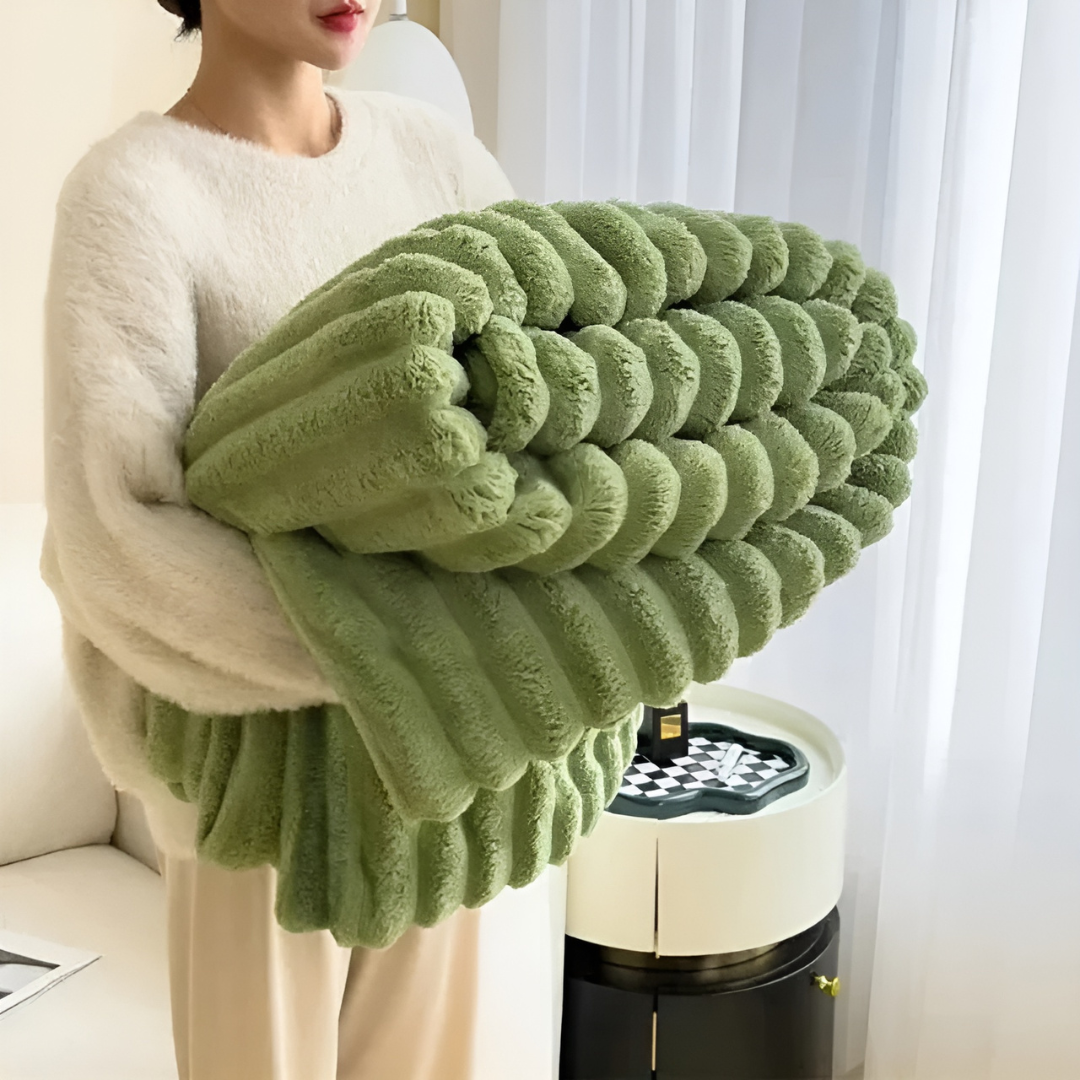 Ultra Soft Plush Faux Fur Blanket Throw β Large Cozy Blanket for Year-Round Comfort 1