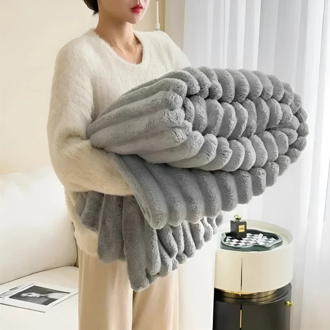 Ultra Soft Plush Faux Fur Blanket Throw – Large Cozy Blanket for Year-Round Comfort 2