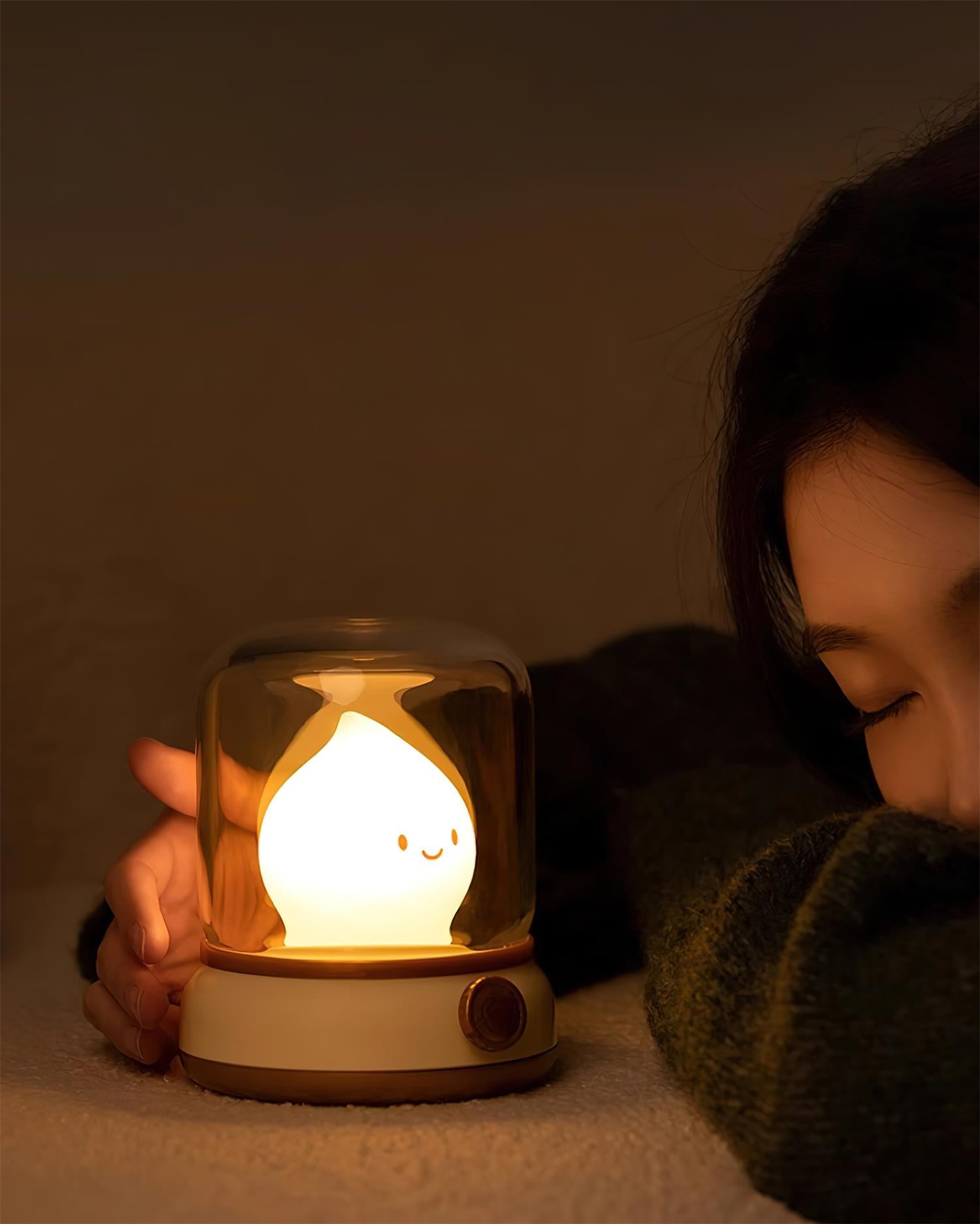 Vintage Kerosene Lamp Style LED Night Light with Adjustable Brightness and USB-C Port – Warm White 3000K 5