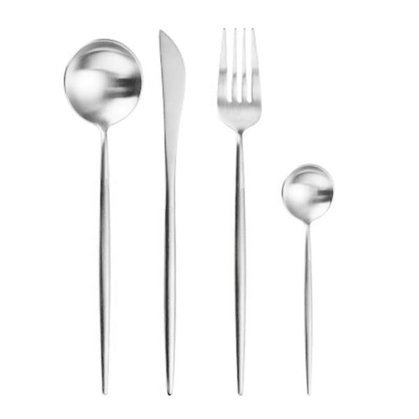 Elegant 24-Piece Silver Cutlery Set – High-Quality Stainless Steel Dining Utensils, Dishwasher Safe, Versatile Design 3