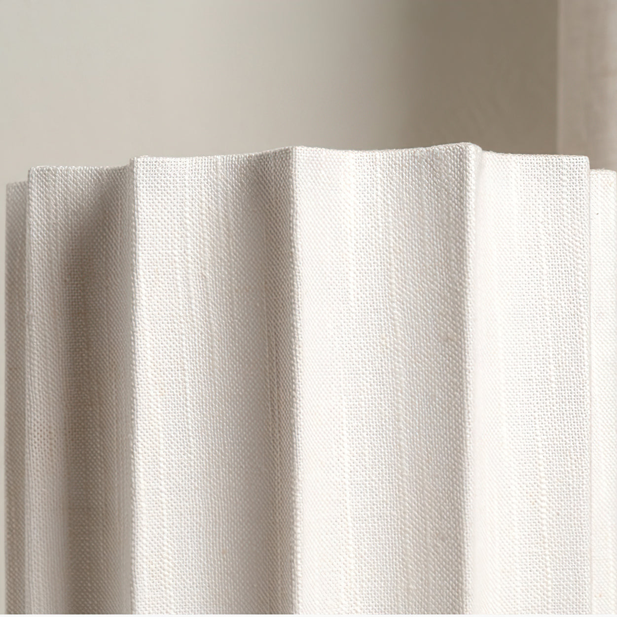 Elegant Battery Operated Table Lamp with Marble Base and Fabric Shade – Cordless Bedside Lamp for Living Room and Bedroom 8