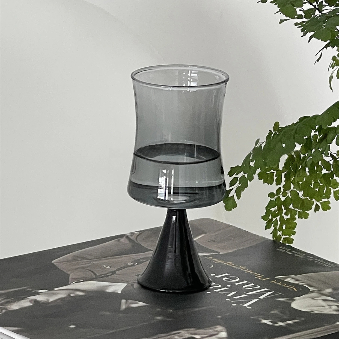 Elegant Eco-Friendly Glass Champagne Flutes Set – 250ml Capacity, 15cm Height for Celebrations 2