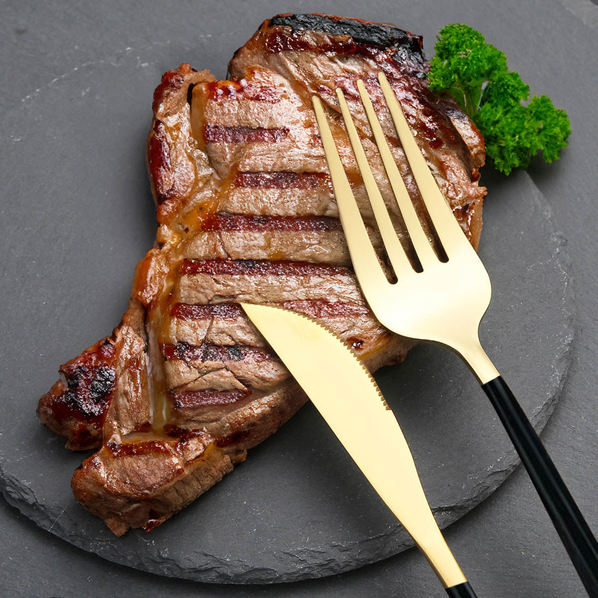 Elegant Stainless Steel Cutlery Set with Gold Finish and Black Handles – Modern Dining Essentials 4