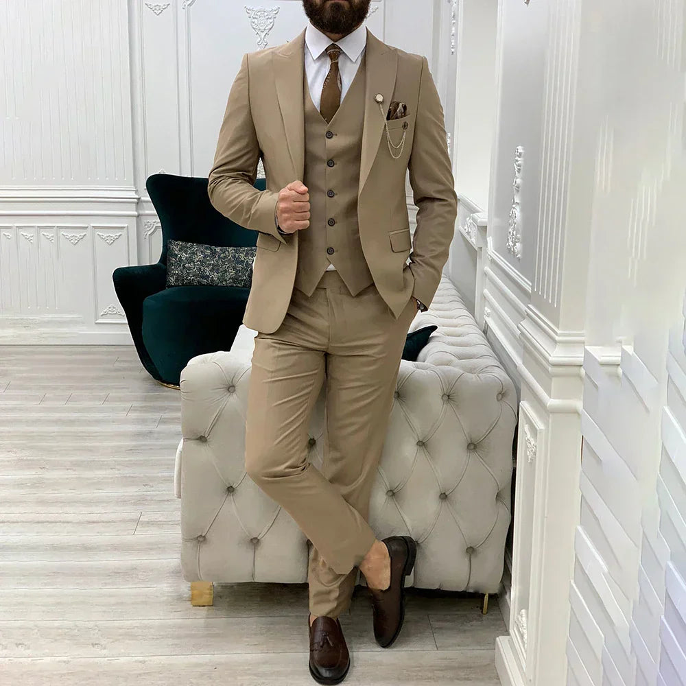 Men’s Trendy 3-Piece Wedding Guest Suit
