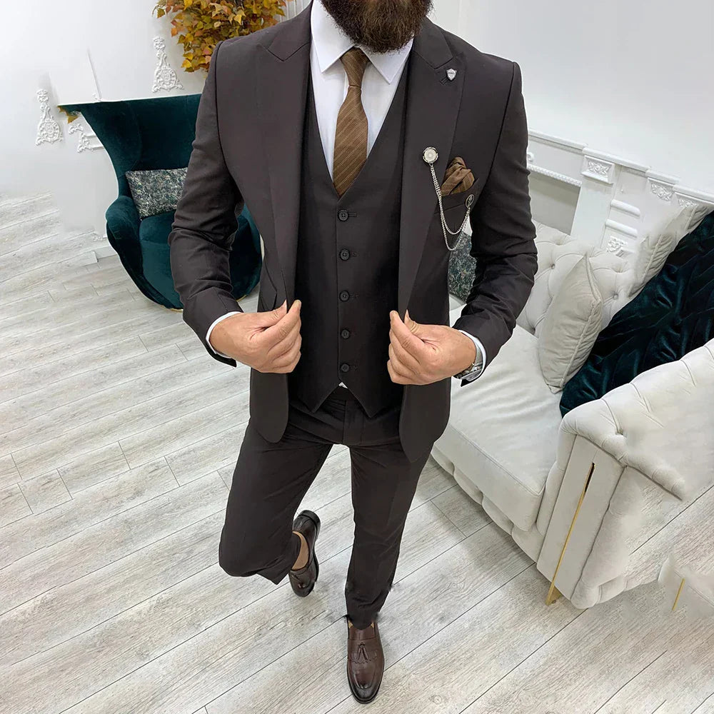 Men’s Trendy 3-Piece Wedding Guest Suit