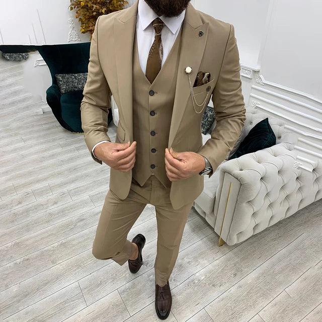 Men’s Trendy 3-Piece Wedding Guest Suit