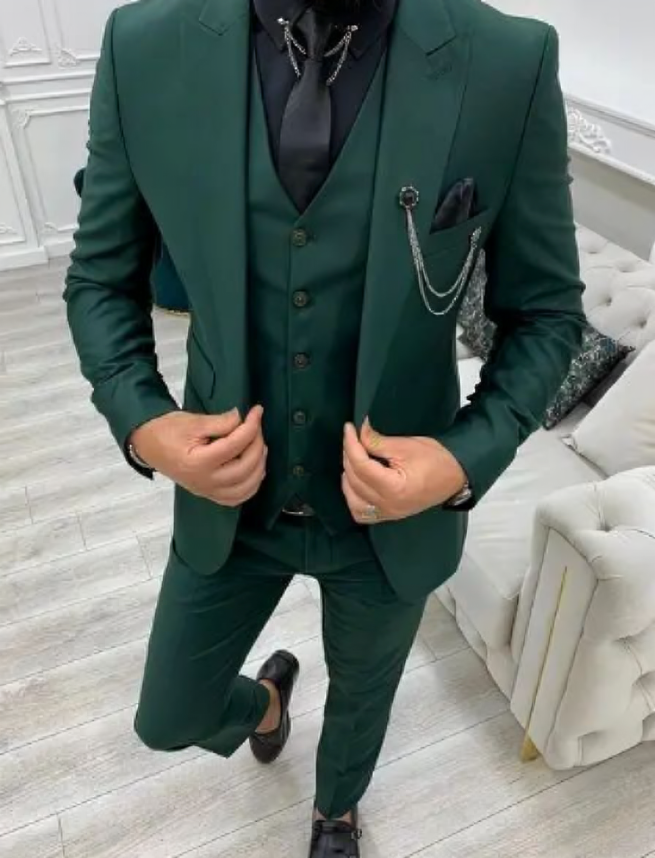 Men’s Trendy 3-Piece Wedding Guest Suit