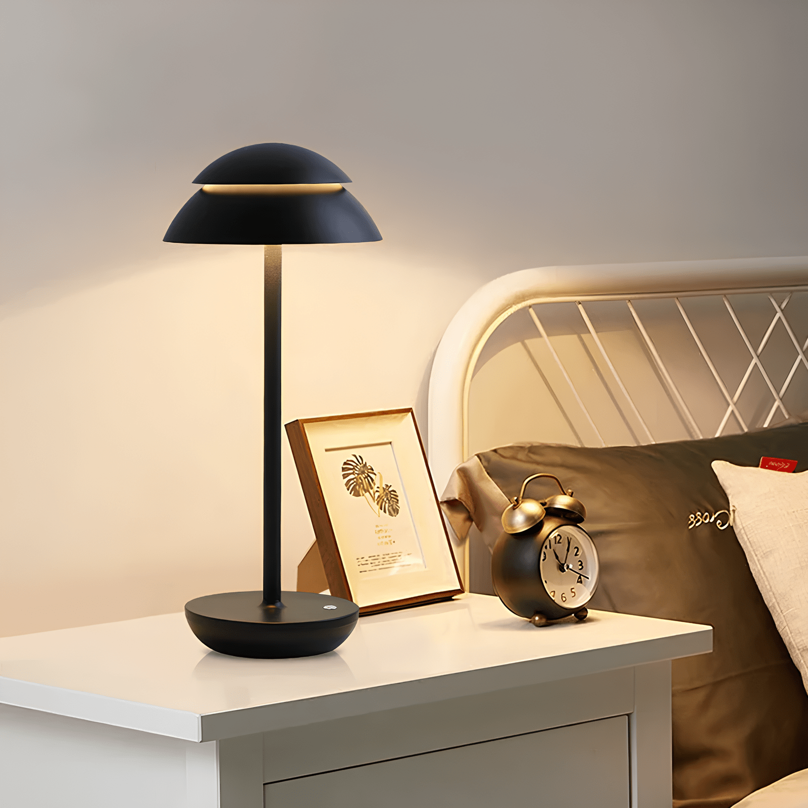 Modern Cordless Rechargeable Table Lamp with Touch Control Dimming – Scandinavian Design Bedside Lamp for Elegant Lighting