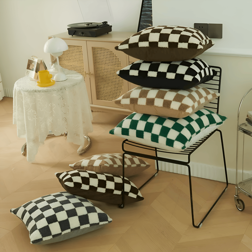 Modern Checkered Cushion Cover in Green and Coffee Brown – Soft Polyester with Hidden Zipper for Stylish Home Decor 4