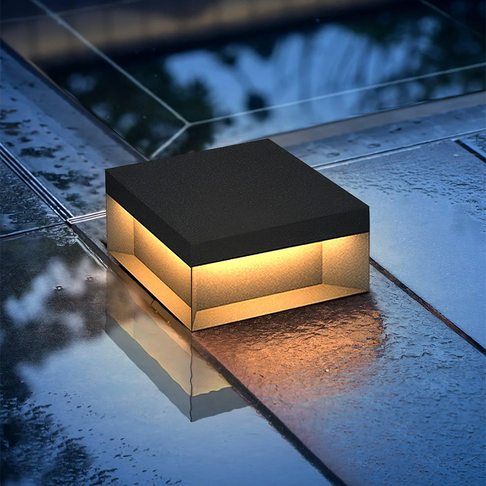 Modern Solar Outdoor Post Lamp – Weather-Resistant LED Garden Lights for Pathways and Driveways 10