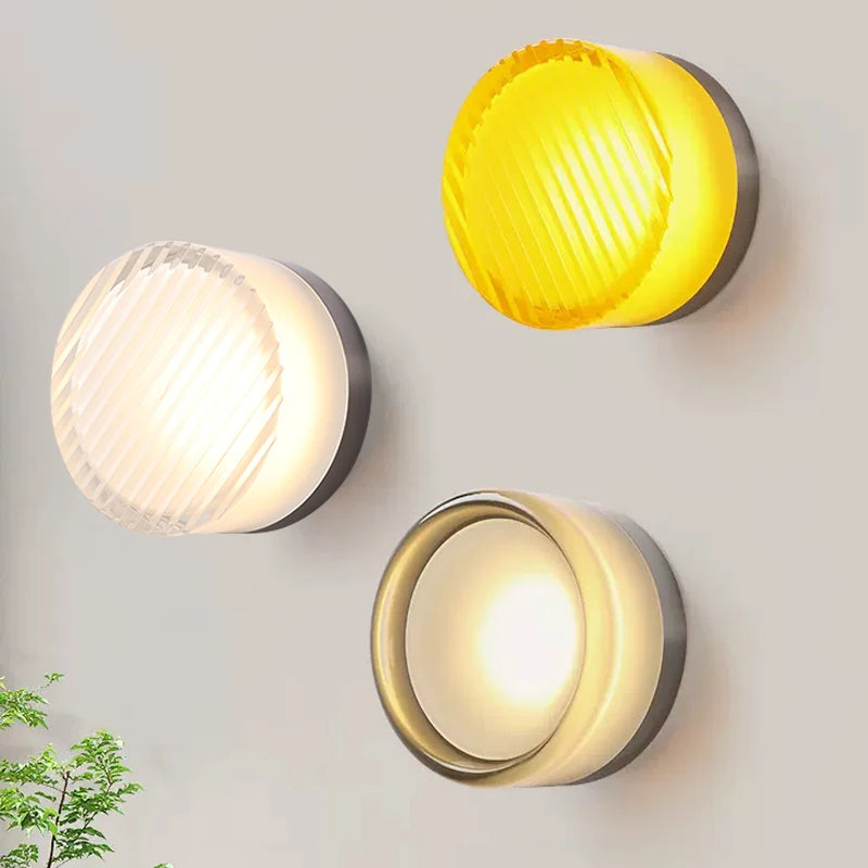Plexiglass Wall Light with Fluted Design – Modern LED Wall Lamp for Contemporary Interiors, Easy Mount Sconce 2
