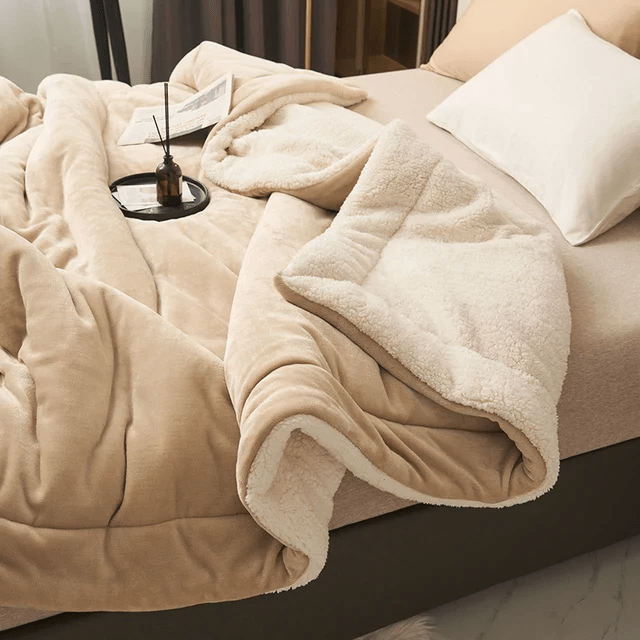Soft Flannel Fleece Blanket – Cozy Machine Washable Throw for Sofa and Bed – Multiple Sizes Available 3
