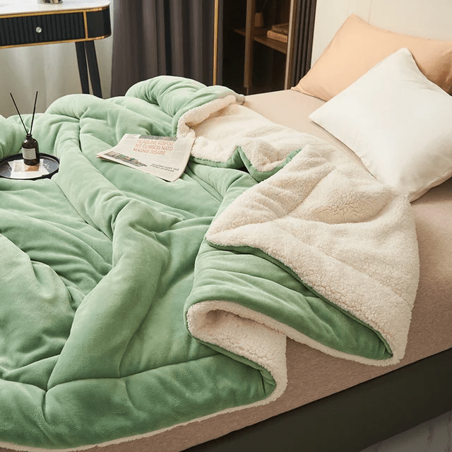 Soft Flannel Fleece Blanket – Cozy Machine Washable Throw for Sofa and Bed – Multiple Sizes Available 4
