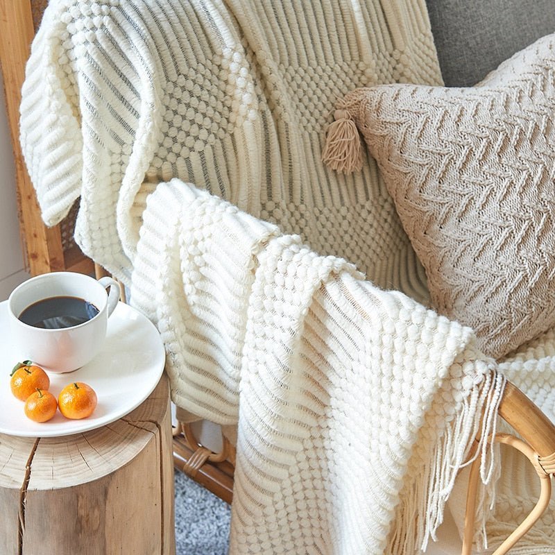 Soft Knitted Throw Blanket, Scandinavian Style Sofa Blanket for Living Room, 130x160 cm, Machine Washable, Cozy Minimalist Design 0