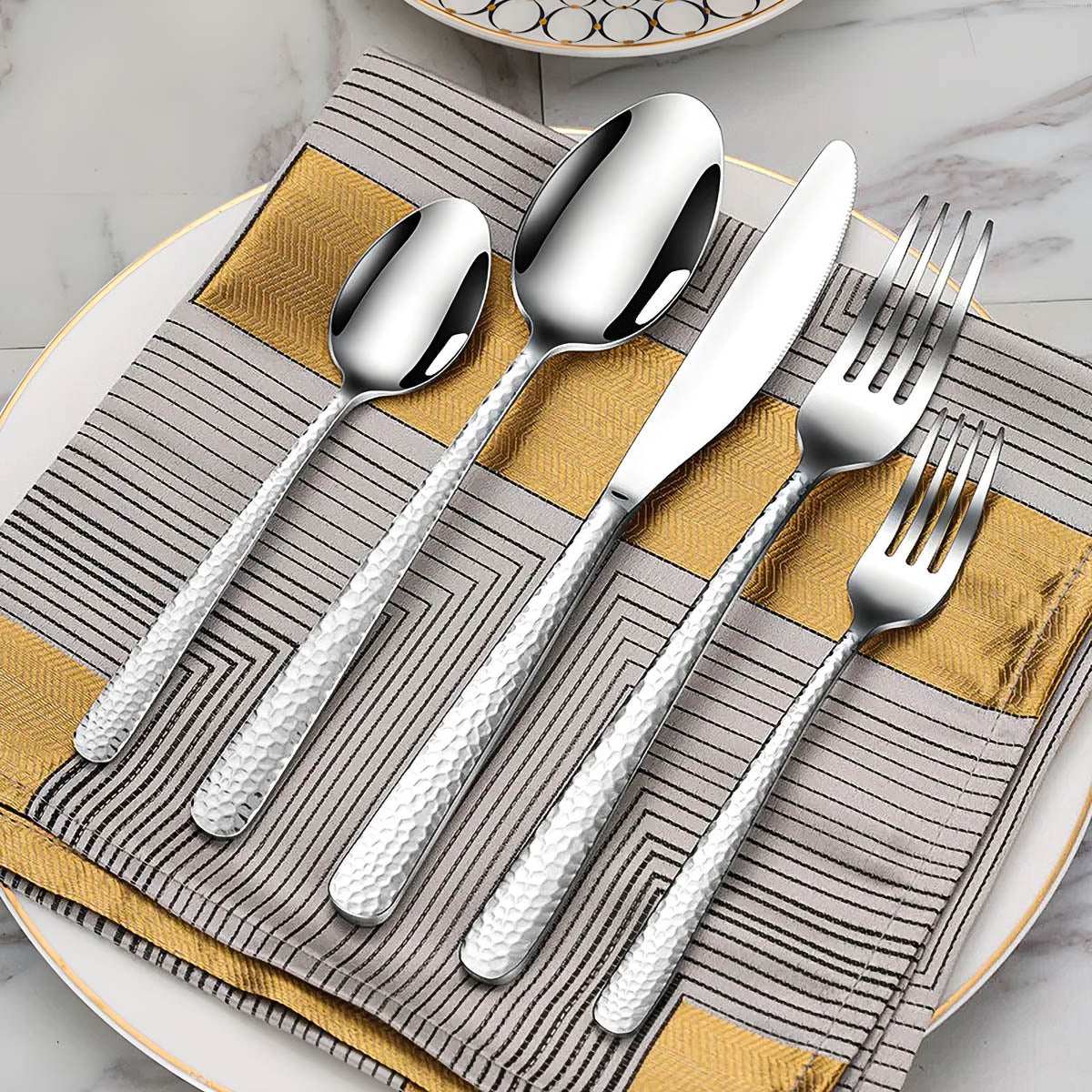 Stainless Steel Cutlery Set with Hammered Handles – Elegant Black, Silver, Gold Finishes for Dining 3