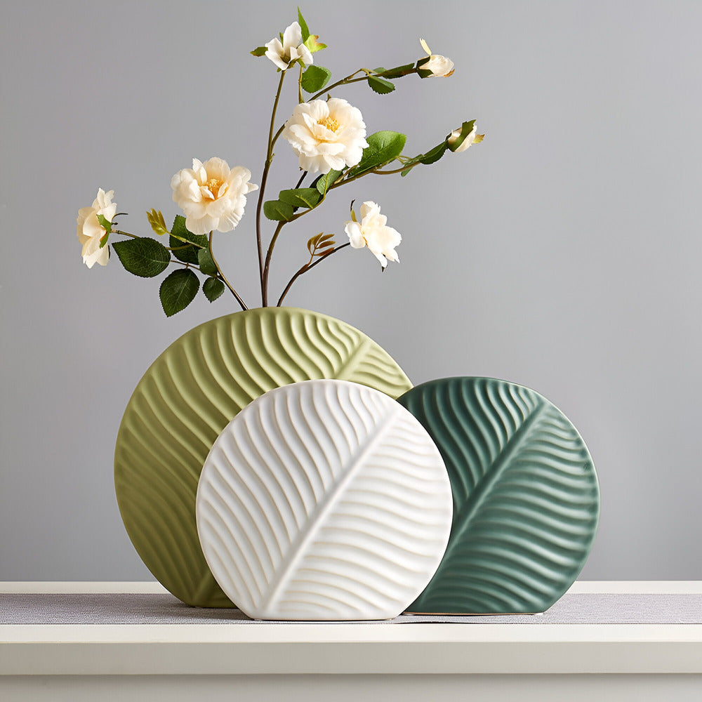 White Ceramic Vase – Handmade Scandinavian Design for Elegant Floral Arrangements 1