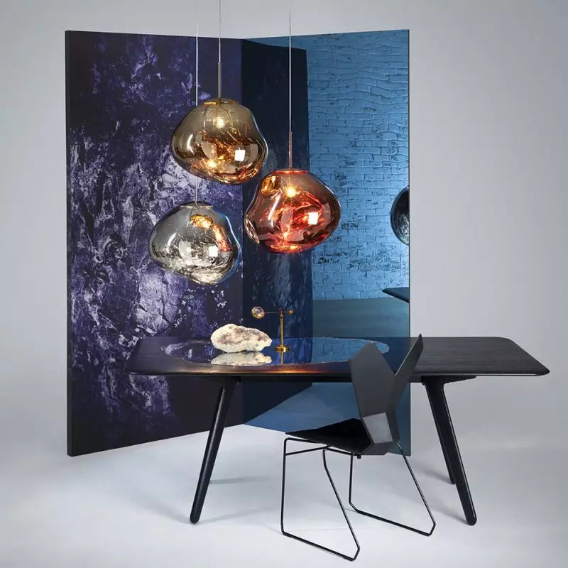 Abstract Melting Table Lamp – Modern Art Design – Soft Ambient Light